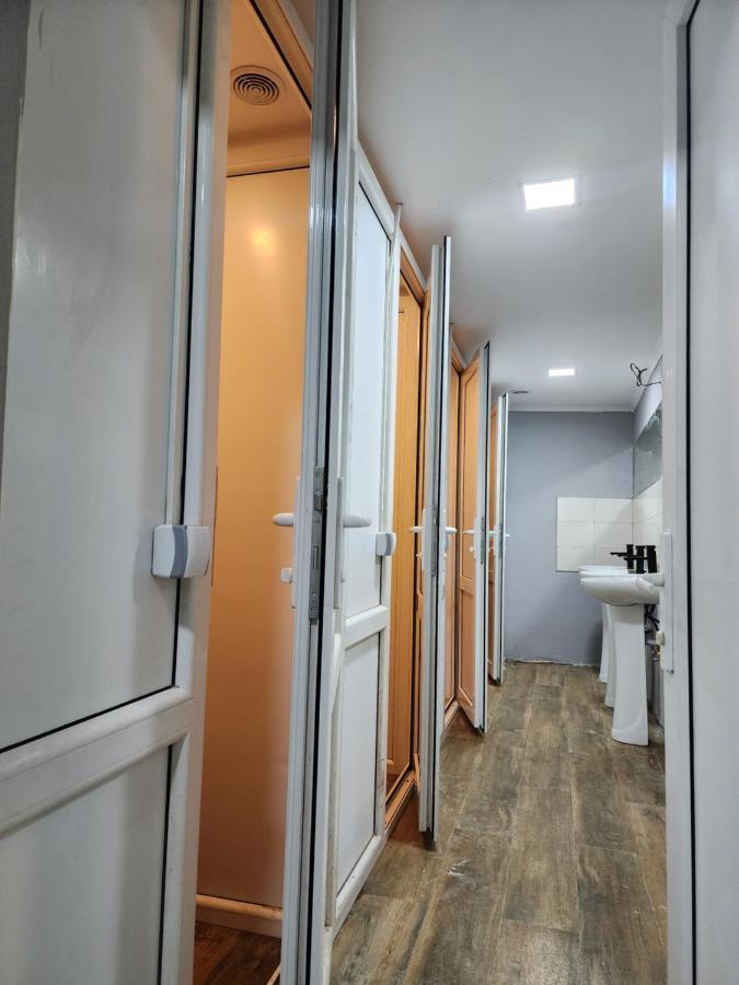 Gala Hostel Тбілісі Екстер'єр фото